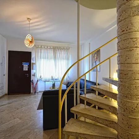 Aback Policlinico Guest house