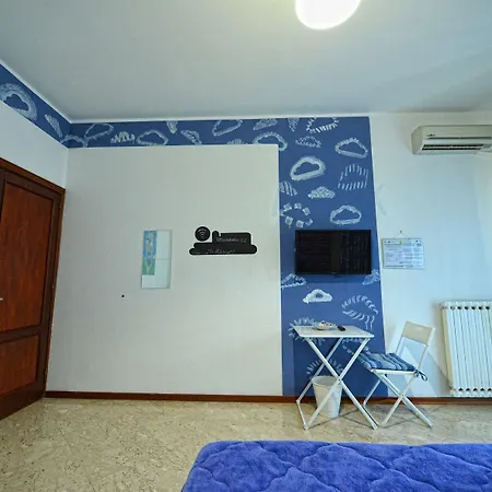 Aback Policlinico Penzion Bari
