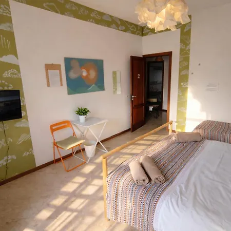 招待所 Aback Policlinico 巴里