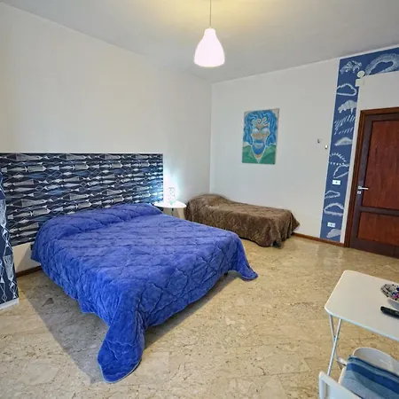 Aback Policlinico Casa de hóspedes 4*