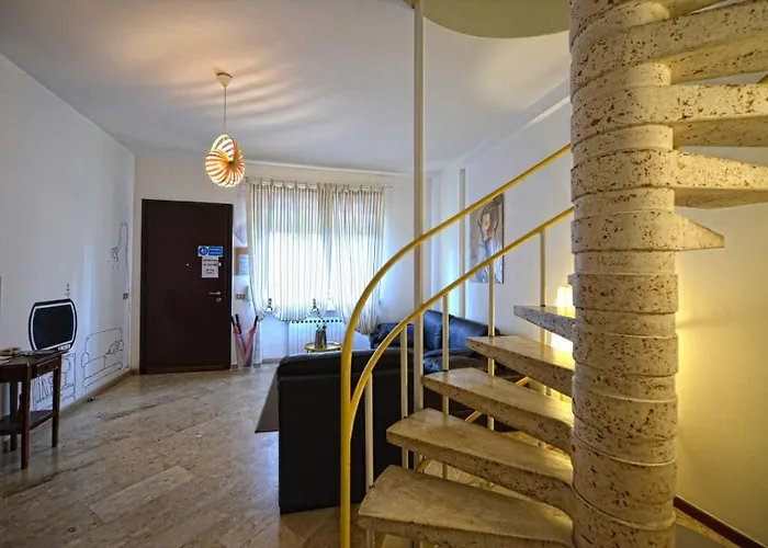 Aback Policlinico 招待所