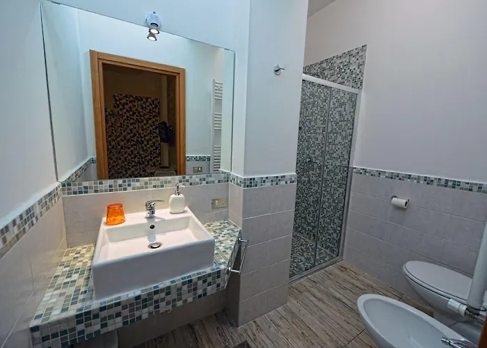 Aback Policlinico 招待所 巴里