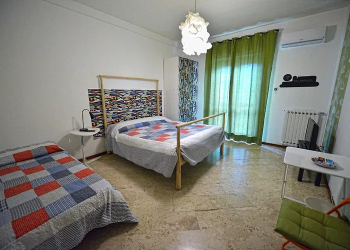 Aback Policlinico 3* 巴里