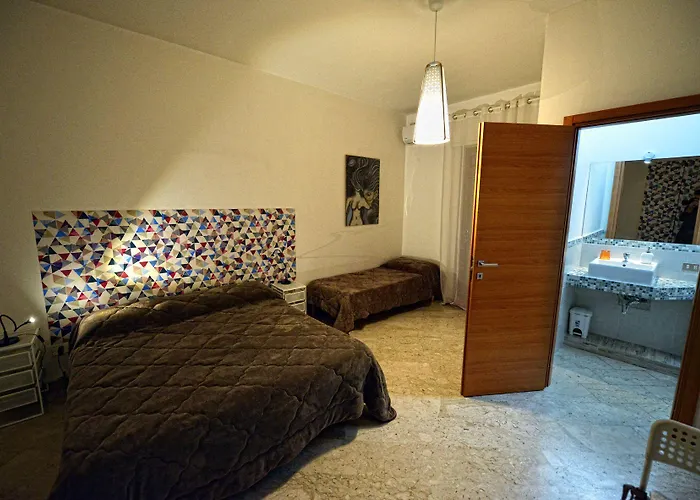 Aback Policlinico 3* 巴里