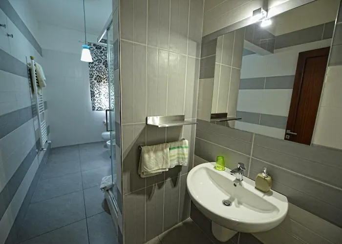 招待所 Aback Policlinico 3*